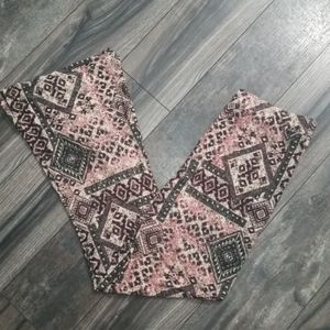 Stretchy flared pants